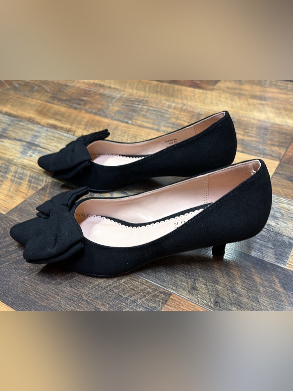 Journee Collection Black Pointed Toe Bow Low Heel Pumps